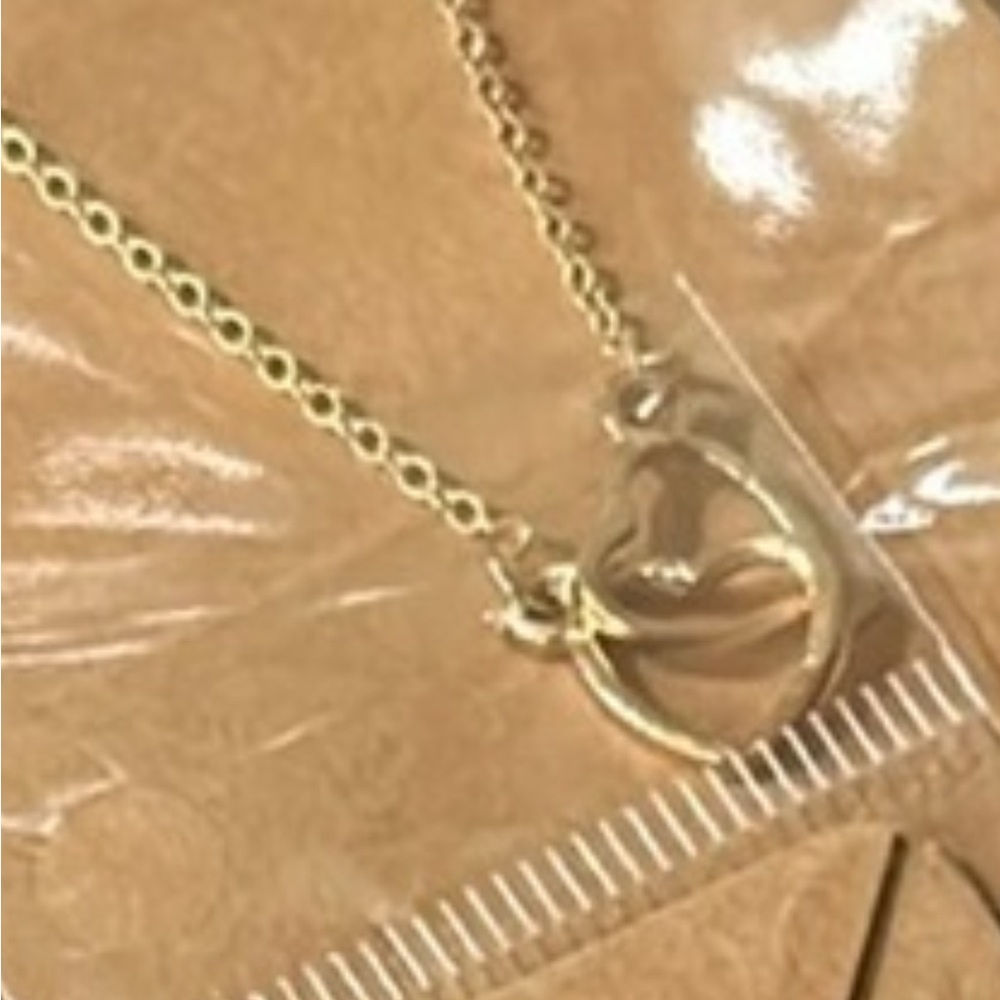 Gold Tone Double Heart Necklace lobster clasp NEW in package NWT - Picture 6 of 8
